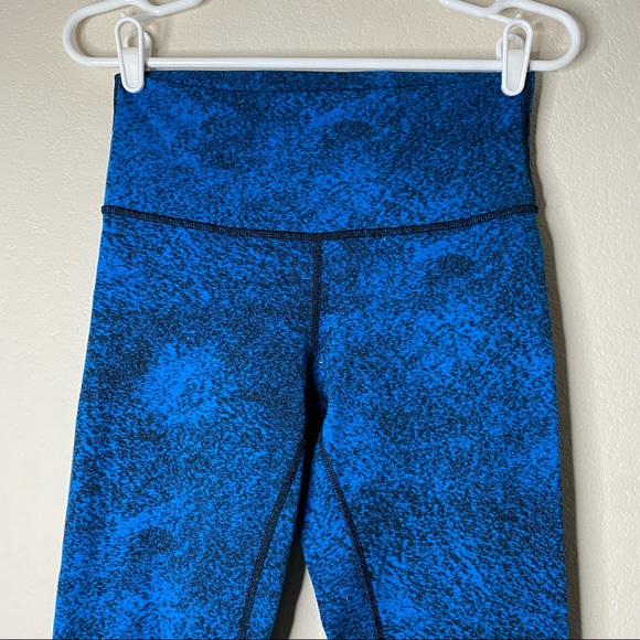 LULULEMON shocking blue Spray Jacquard High Times pant leggings 6 - Picture 2 of 10